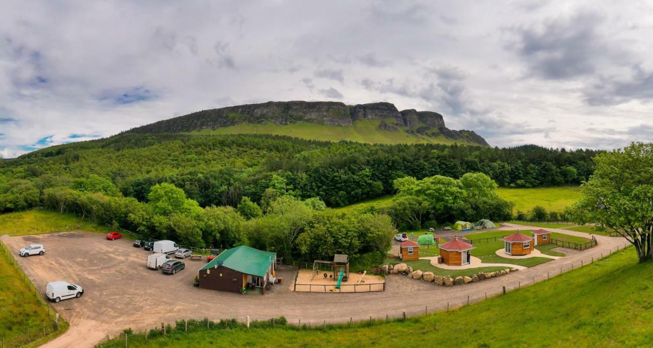 Waterfall Caves Turn-Around-Houses Villa Limavady Kültér fotó