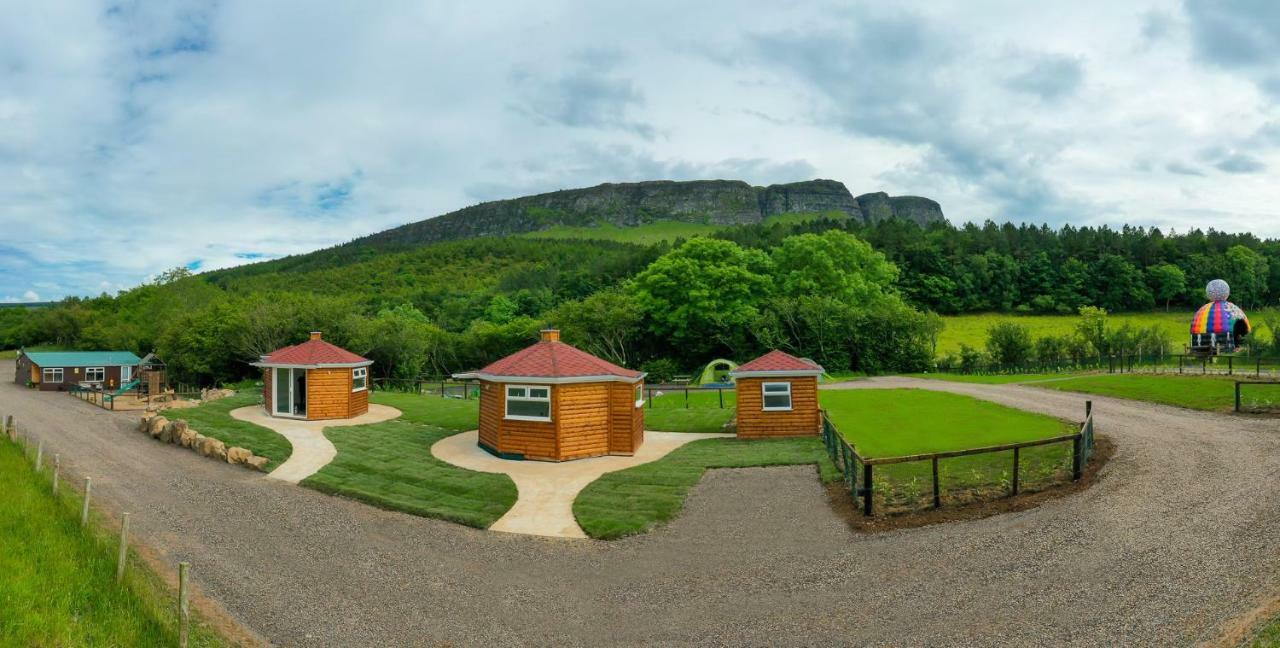 Waterfall Caves Turn-Around-Houses Villa Limavady Kültér fotó